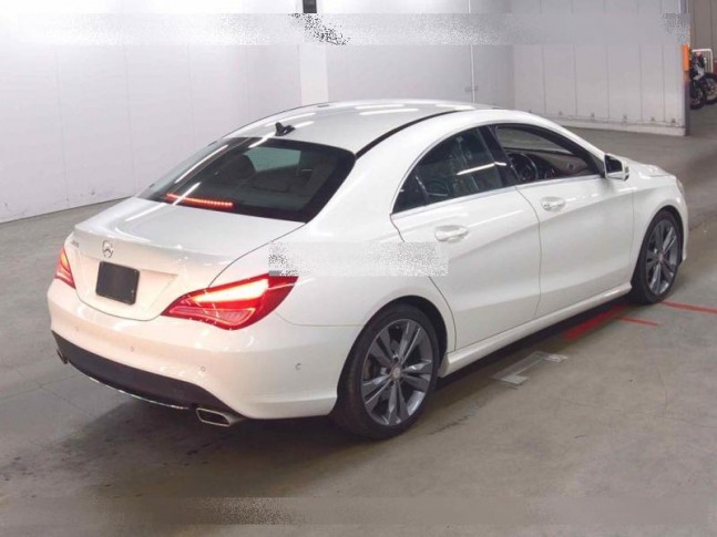 Mercedes-Benz CLA-Class CLA 180 2014