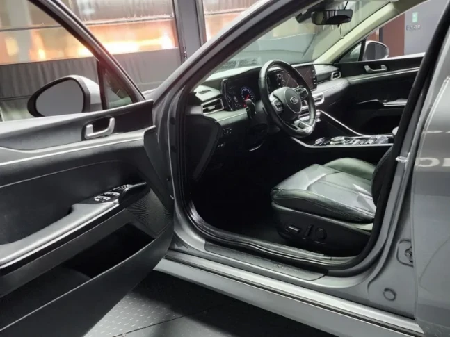 KIA K5 2.0 GDi HEV AT 2WD Prestige 2020