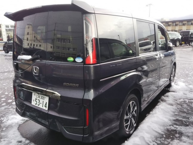 Honda Stepwgn 1.5 Spada Cool Spirit H. Sens 7 Seater 2020