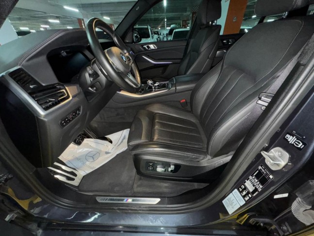 BMW X5 xDrive30d AT M Sport 4WD 2020