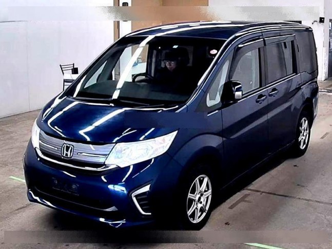 Honda Stepwgn 1.5 G Honda Sensing 8 Seater 4WD 2017