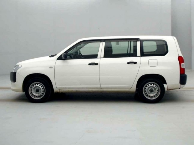 Toyota Probox 1.5 DX Comfort 4WD 2020