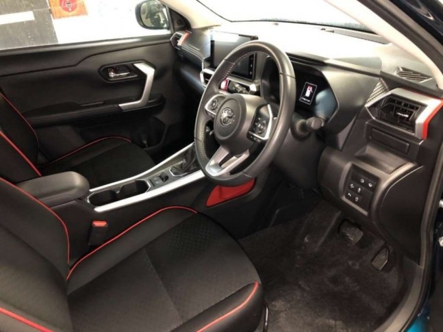 Toyota Raize 1.0 Z 4WD 2022