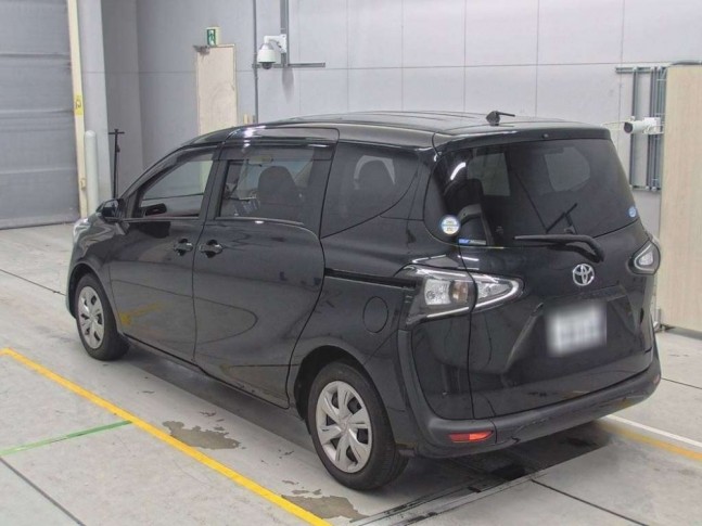 Toyota Sienta 1.5 G 2020