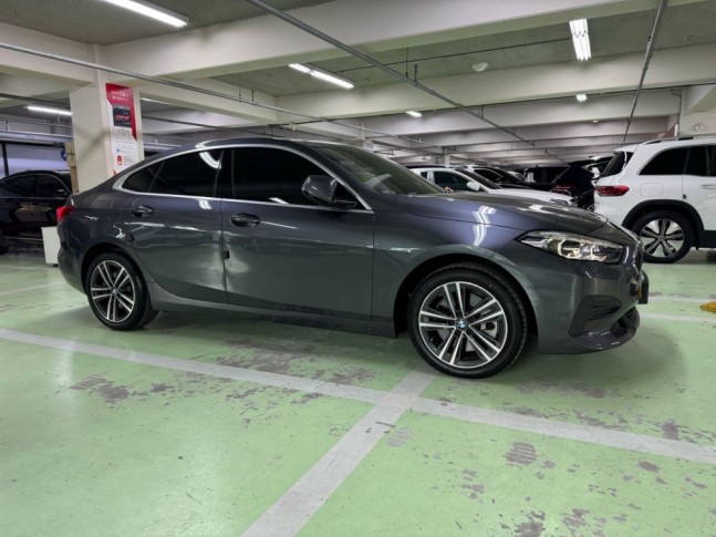 BMW 2-Series 220i AT Advantage 2021