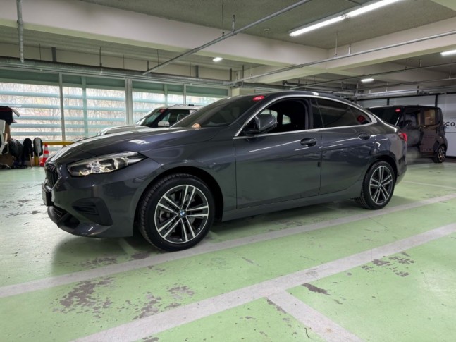 BMW 2-Series 220i AT Advantage 2021