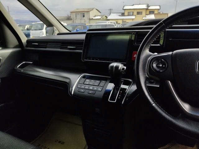 Honda Stepwgn 1.5 Spada Cool Spirit 2015