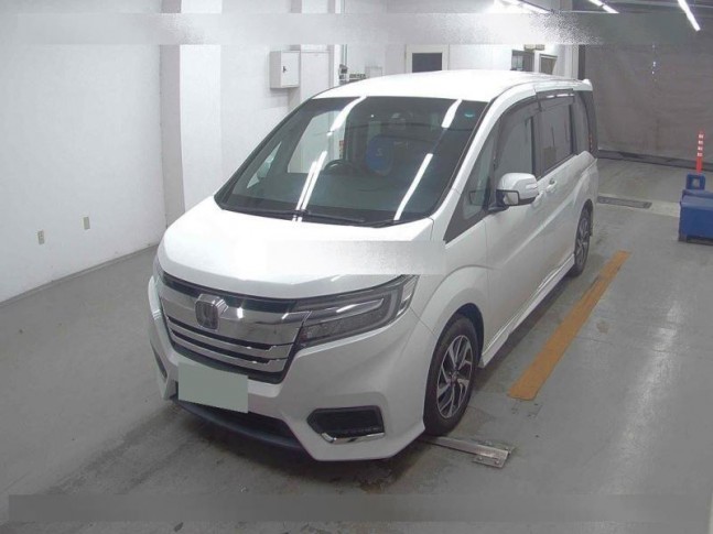 Honda Stepwgn 1.5 Spada Honda Sensing 7 seater 2019