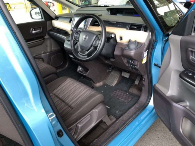 Honda Freed 1.5 G Honda Sensing 6 Seater 2017