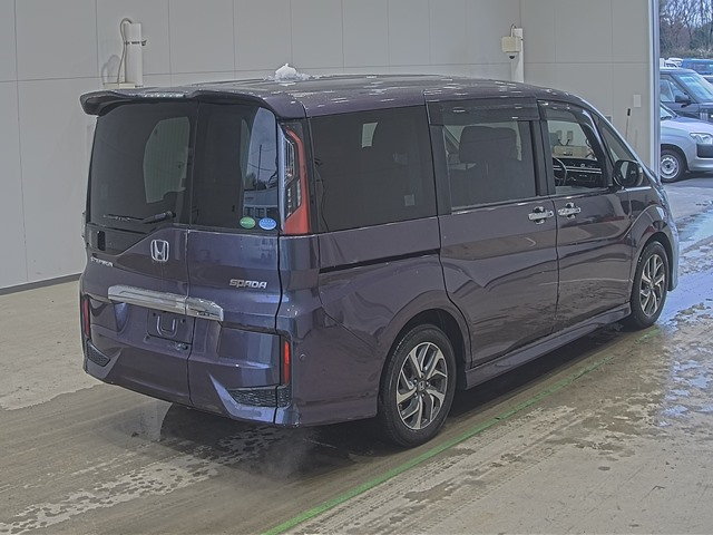 Honda Stepwgn 1.5 Spada Honda Sensing 7 seater 2015