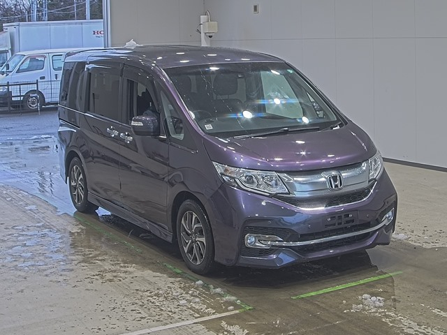 Honda Stepwgn 1.5 Spada Honda Sensing 7 seater 2015