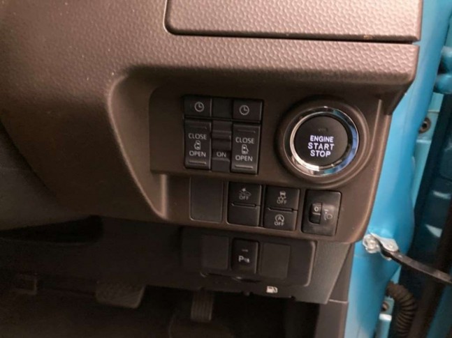 Toyota Roomy 1.0 G 2022