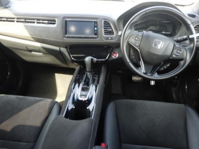 Honda Vezel 1.5 RS Honda Sensing 2016