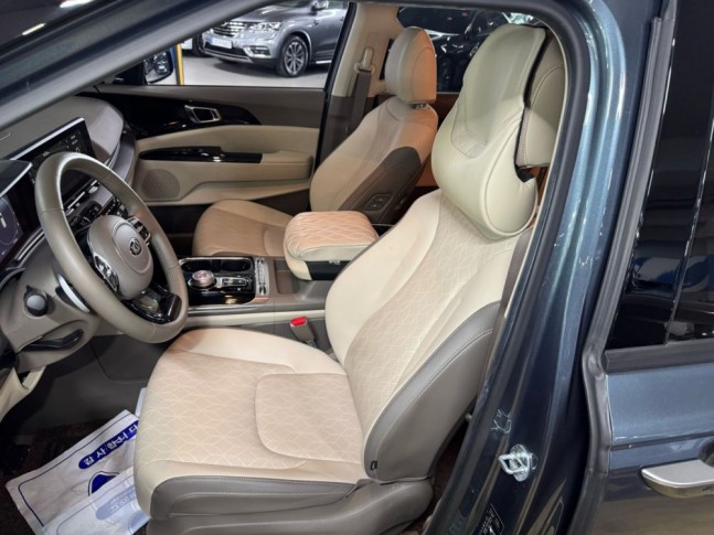 KIA Carnival 2.2 CRDi AT Noblesse 9 seats 2020