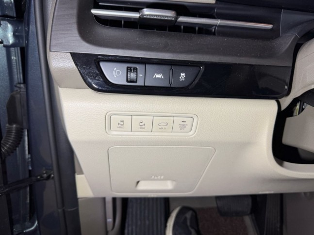 KIA Carnival 2.2 CRDi AT Noblesse 9 seats 2020