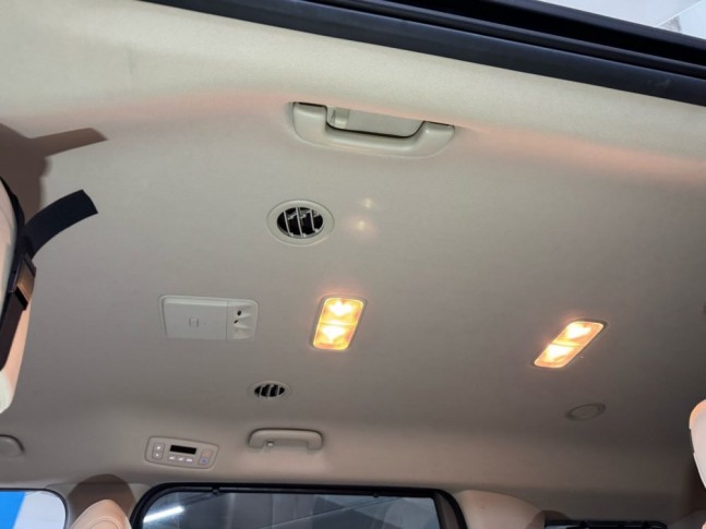 KIA Carnival 2.2 CRDi AT Noblesse 9 seats 2020