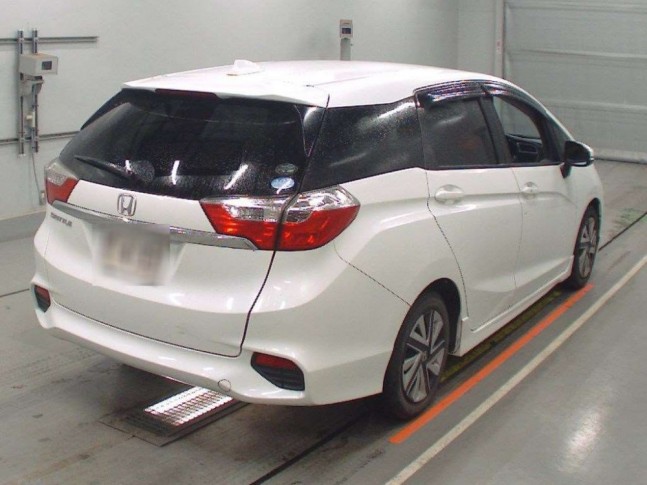 Honda Shuttle 1.5 G 2016