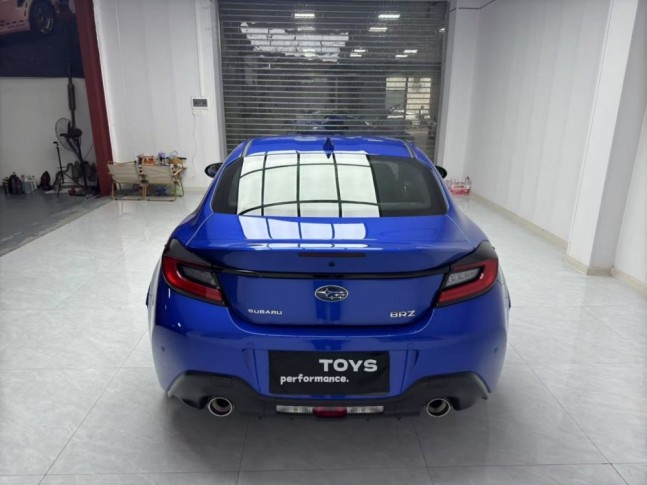 Subaru BRZ 2.4L MT 2022