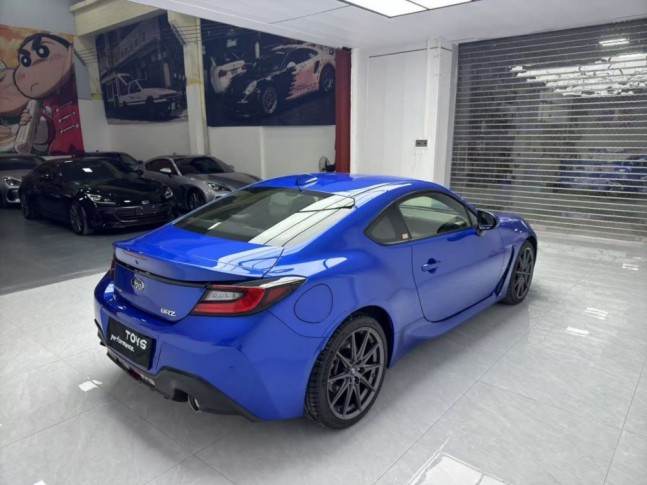 Subaru BRZ 2.4L MT 2022