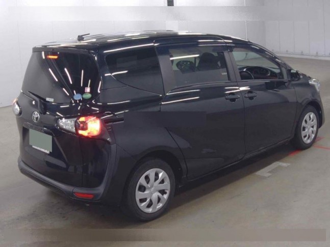 Toyota Sienta 1.5 G 2017
