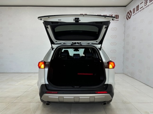 Toyota RAV4 2.0 CVT Premium 4WD 2022