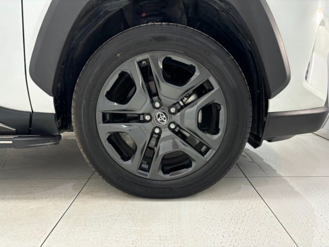 Toyota RAV4 2.0 CVT Premium 4WD 2022