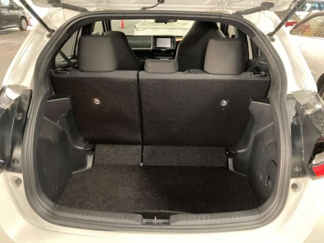 Toyota Yaris 1.0 X 2020