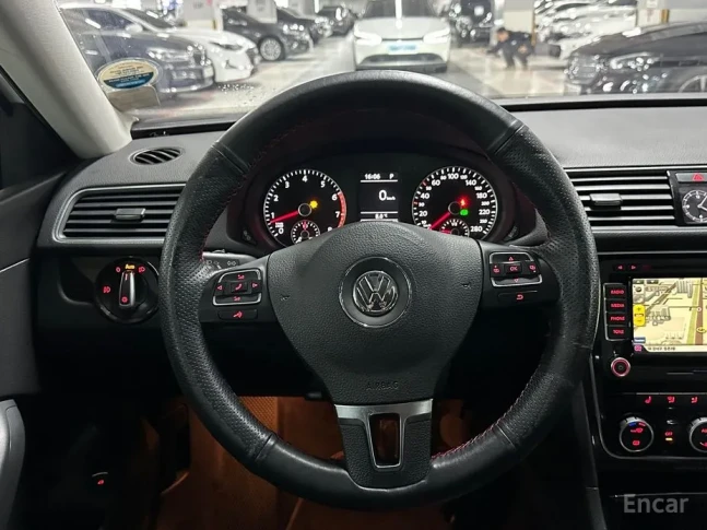 Volkswagen Passat 1.8 TSI DSG Highline 2015