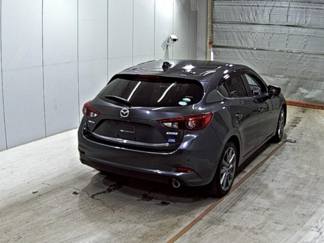 Mazda Axela 1.5 15S L Package 2018