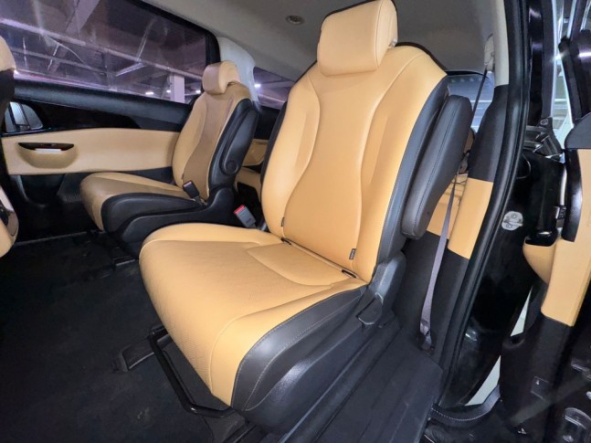 KIA Carnival 2.2 CRDi AT Prestige 8 мест 2021