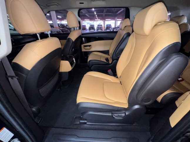 KIA Carnival 2.2 CRDi AT Prestige 8 мест 2021