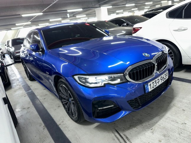 BMW 3-Series 320e AT M Sport 2022