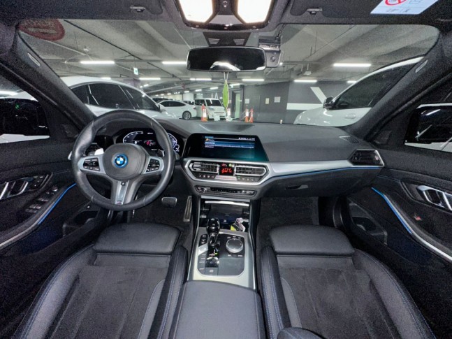 BMW 3-Series 320e AT M Sport 2022