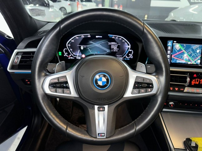 BMW 3-Series 320e AT M Sport 2022