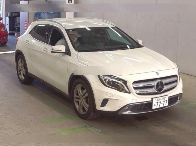 Mercedes-Benz GLA-Class GLA 180 2016