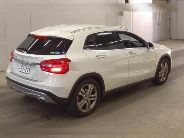 Mercedes-Benz GLA-Class GLA 180 2016