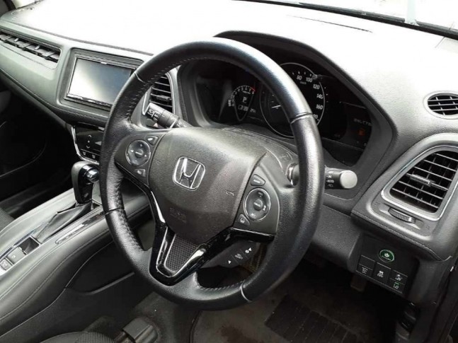 Honda Vezel 1.5 X Honda Sensing 2016