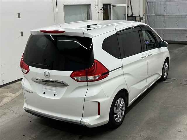 Honda Freed+ 1.5 G Honda Sensing 2022