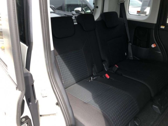 Toyota Roomy 1.0 Custom G 2022