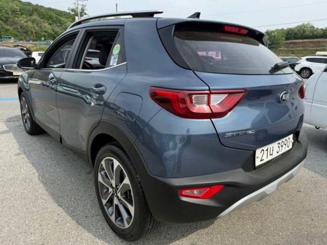 KIA Stonic 1.4 MPi AT 2WD Trendy 2018