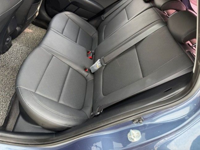 KIA Stonic 1.4 MPi AT 2WD Trendy 2018