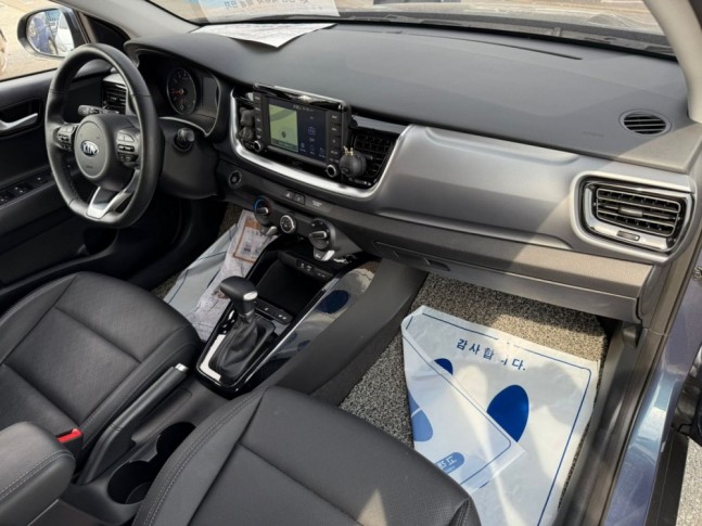 KIA Stonic 1.4 MPi AT 2WD Trendy 2018