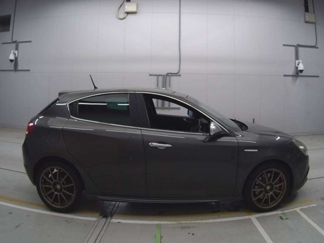 Alfa Romeo Giulietta 1.4 Competizione 2012