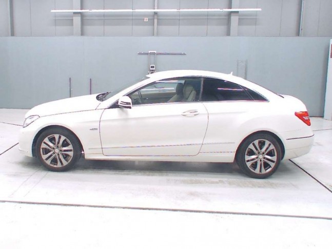 Mercedes-Benz E-Class E 250 BlueEfficiency 2011