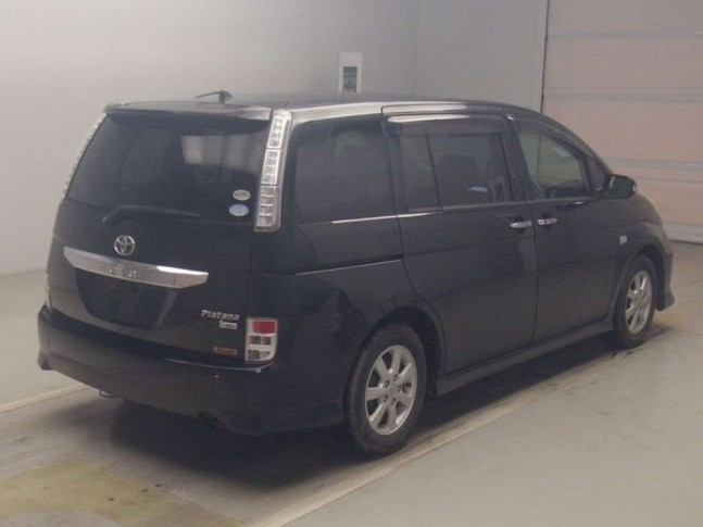 Toyota Isis 1.8 Platana V Selection 2012