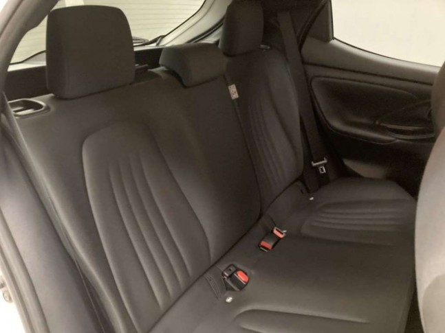 Toyota Yaris 1.0 G Led 2021