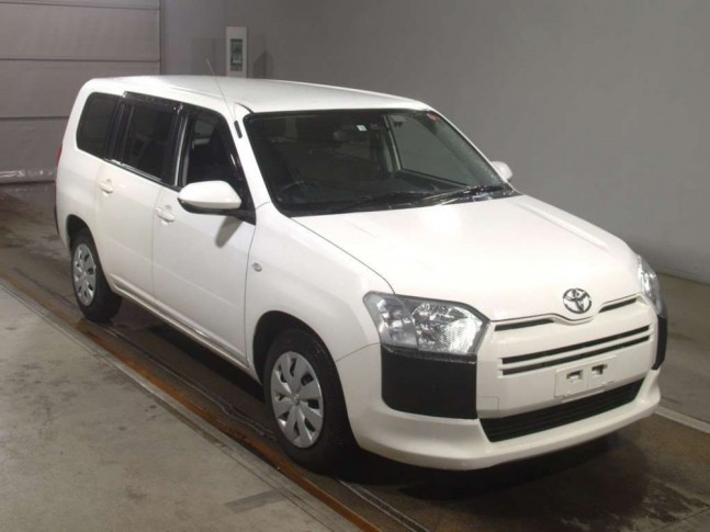 Toyota Probox 1.5 F 2021