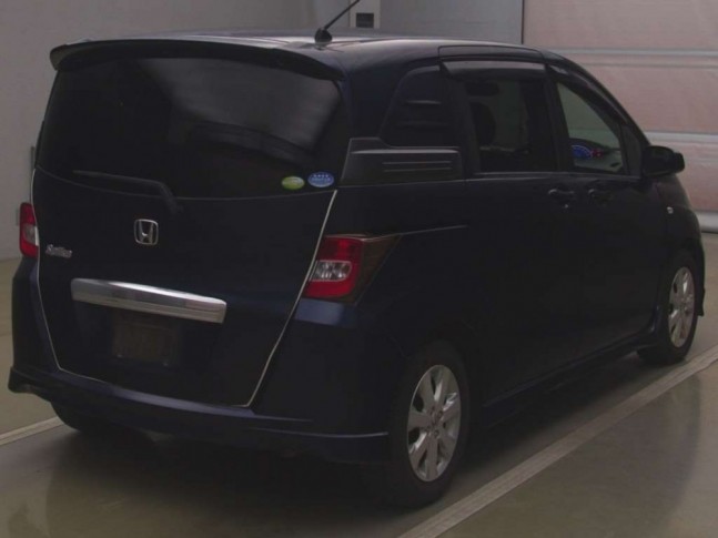 Honda Freed Spike 1.5 G aero 2010