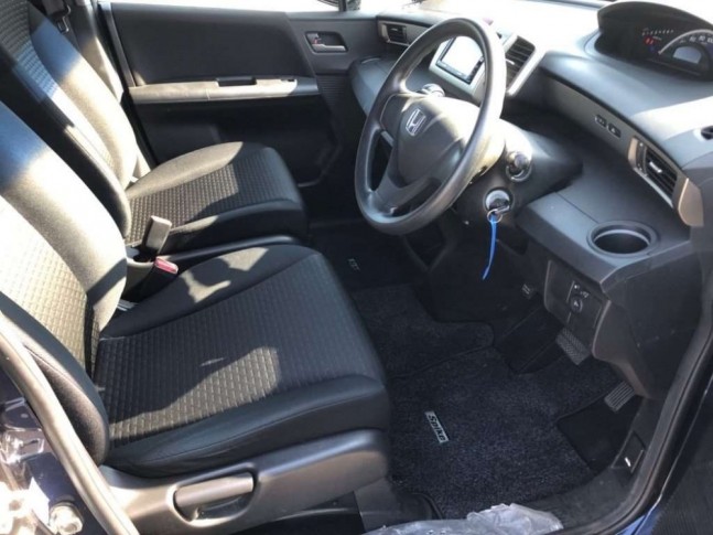 Honda Freed Spike 1.5 G aero 2010