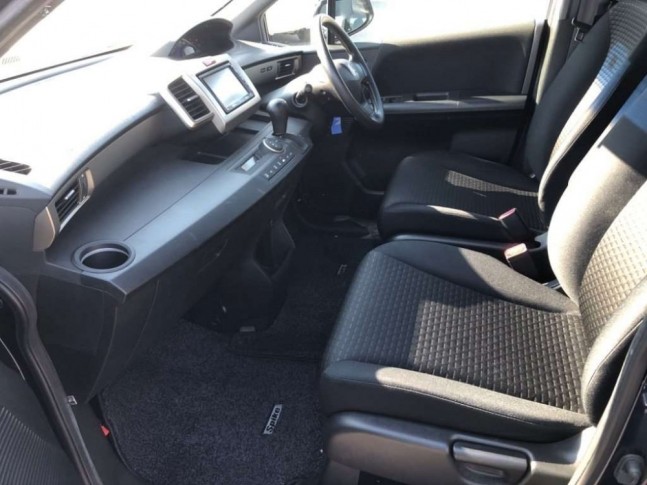 Honda Freed Spike 1.5 G aero 2010